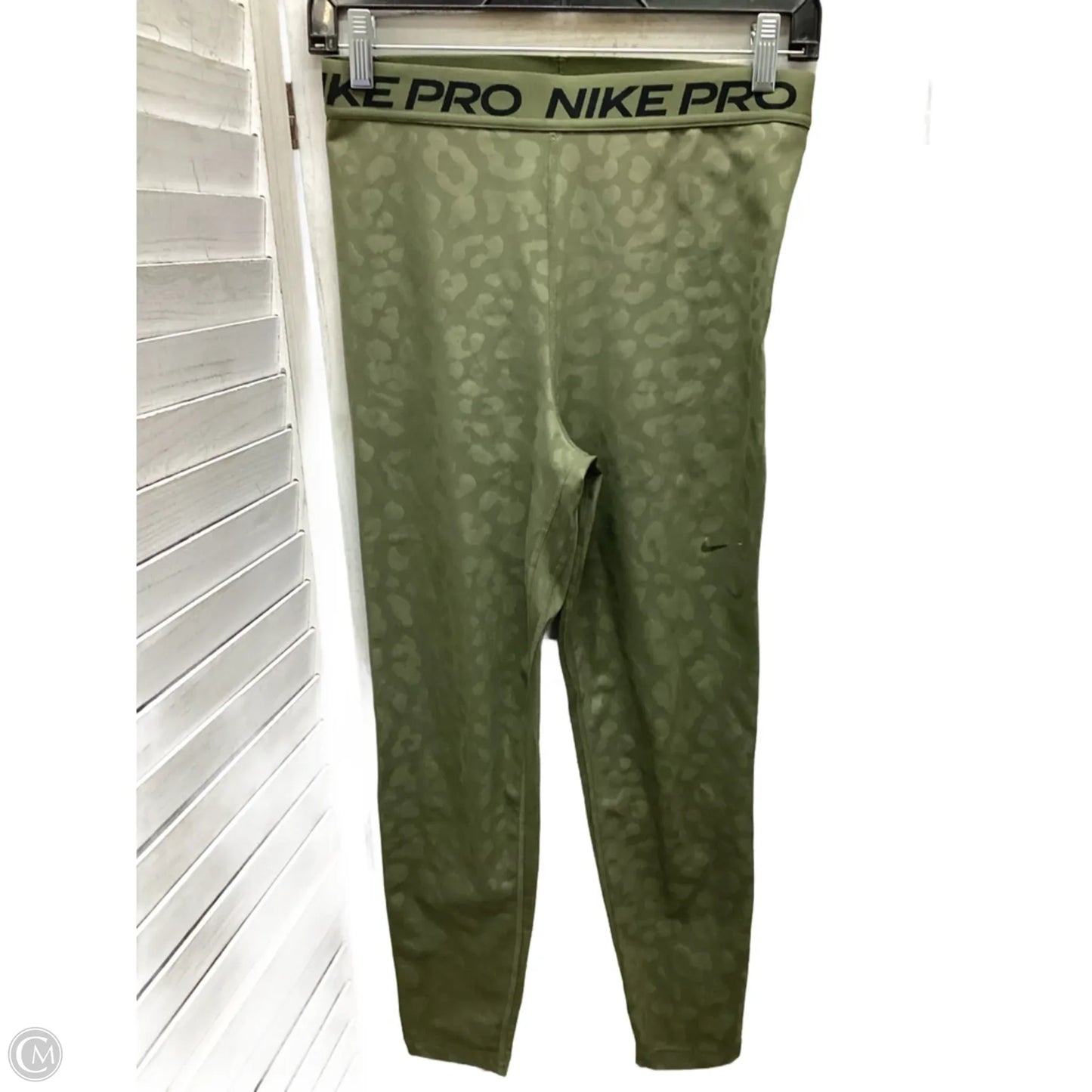 Athletic Leggings By Nike In Green, Size: L