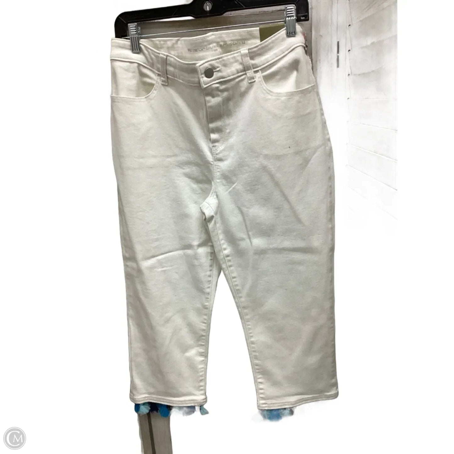Capris By Chicos In White, Size: 10