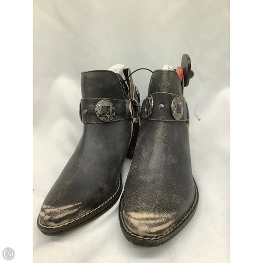 Boots Western By Chinese Laundry In Black, Size: 9