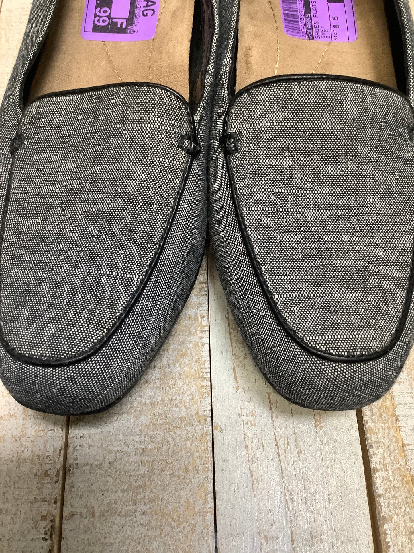 Grey Shoes Flats Clarks, Size 6.5