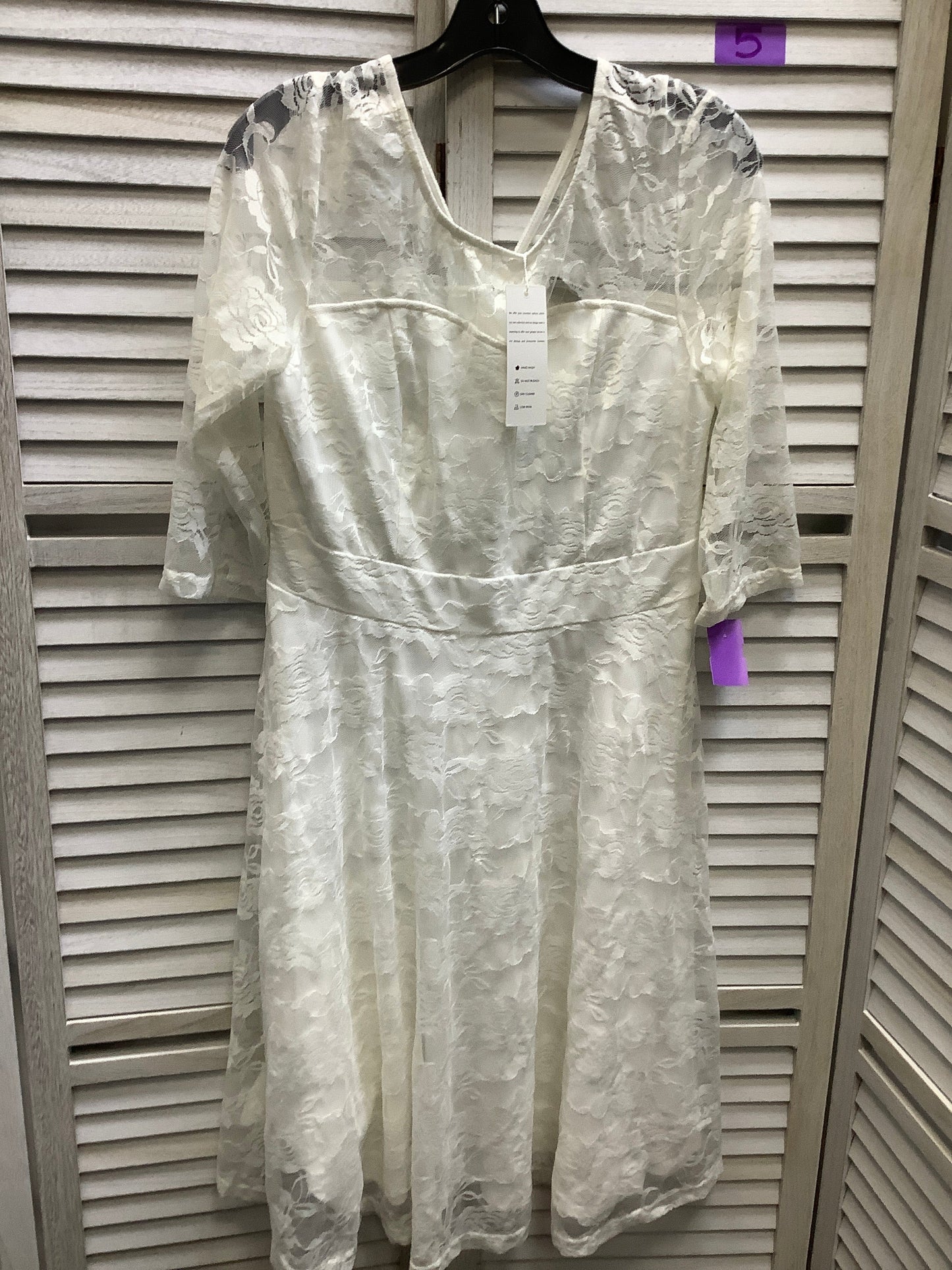 White Dress Casual Short Clothes Mentor, Size L