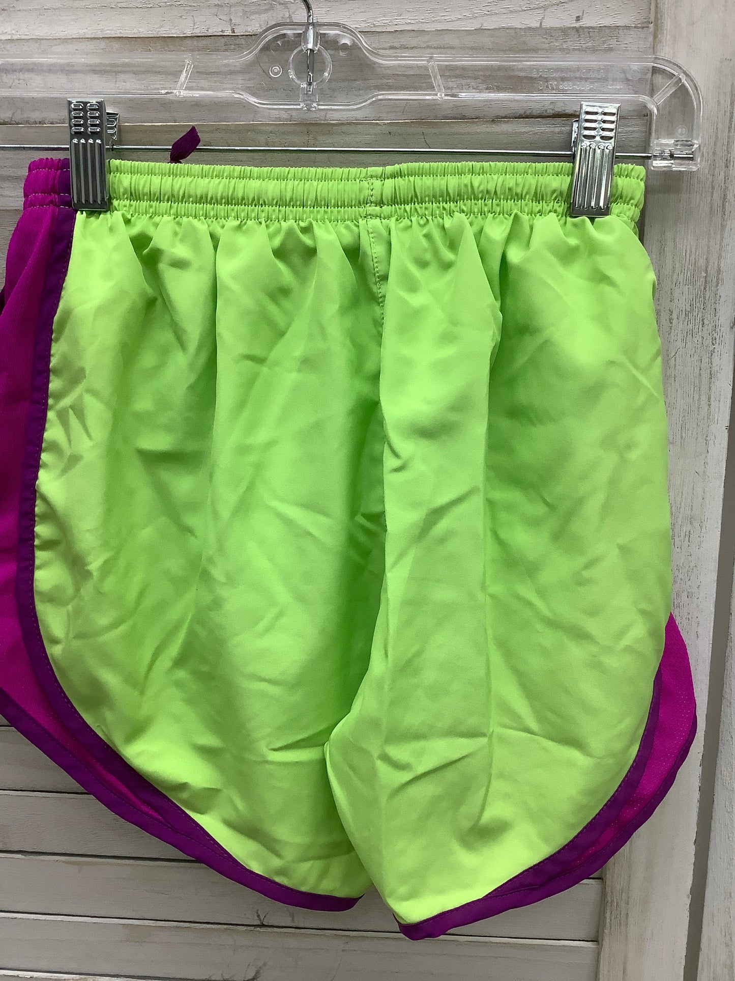 Green Athletic Shorts Nike, Size Xs