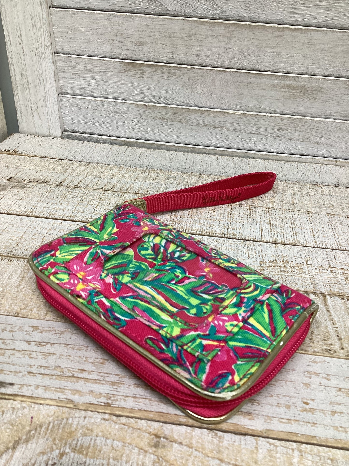 Wallet By Lilly Pulitzer, Size: Medium