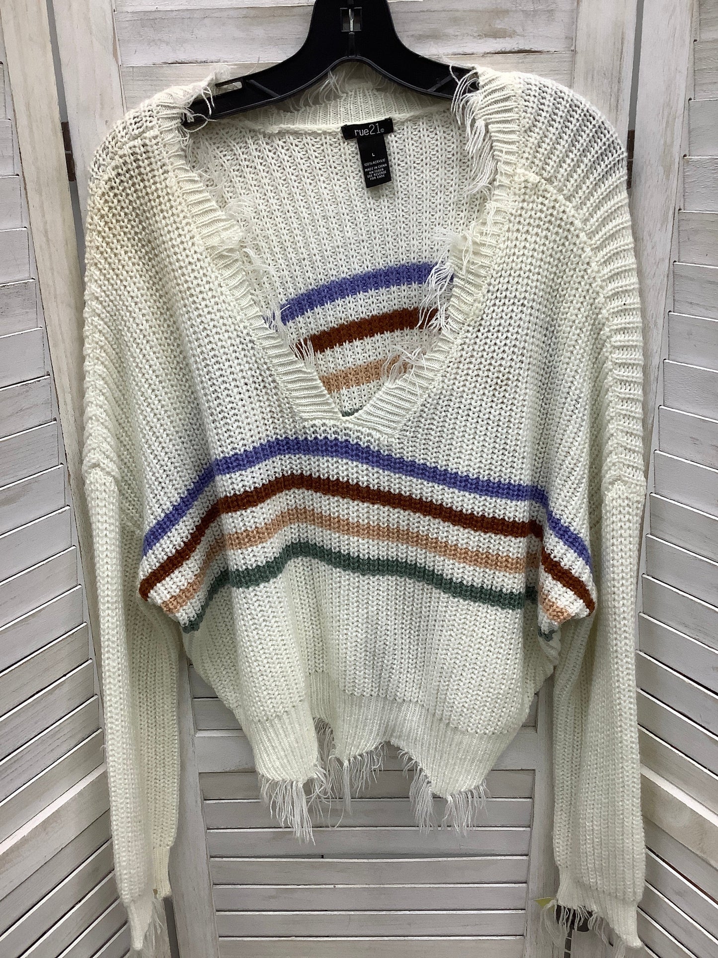 Sweater By Rue 21  Size: L