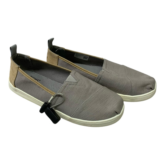 Shoes Flats By Toms In Grey, Size: 5.5