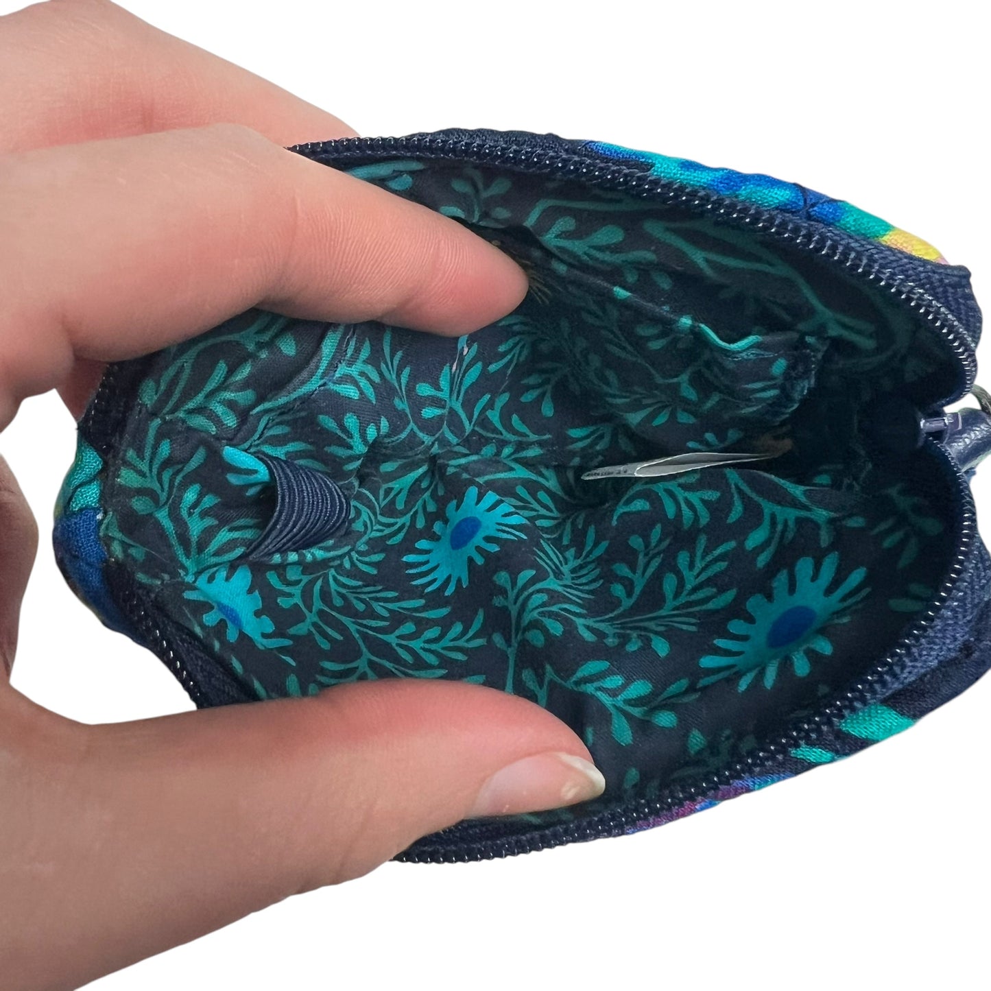 Coin Purse By Vera Bradley, Size: Small