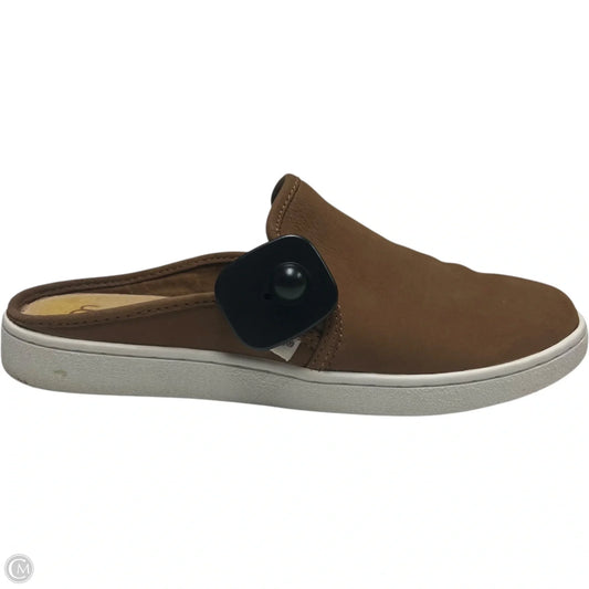 Shoes Designer By Ugg In Brown, Size: 9.5