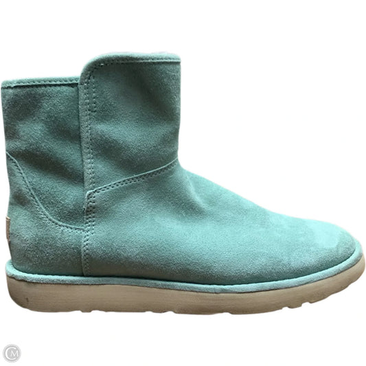 Boots Designer By Ugg In Green, Size: 9