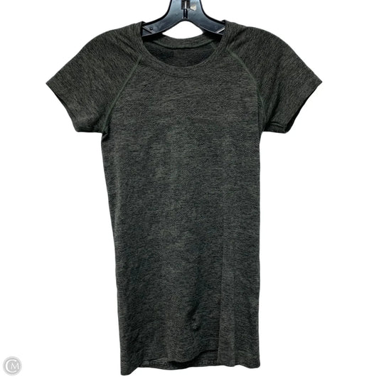 Athletic Top Short Sleeve By Lululemon In Grey, Size: S