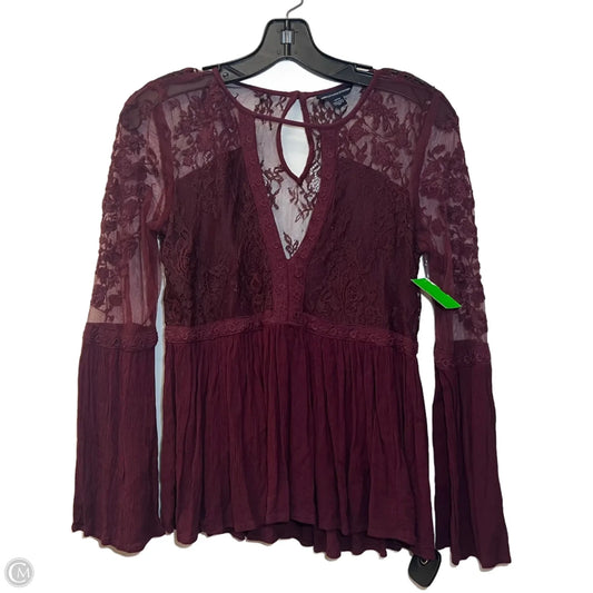 Top Long Sleeve By American Eagle In Maroon, Size: S