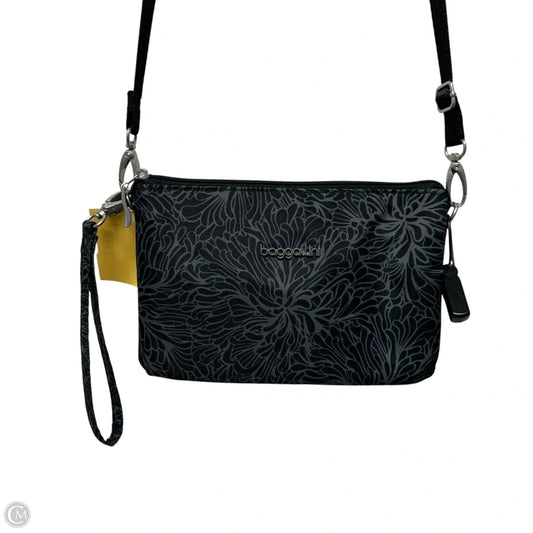 Crossbody By Baggallini, Size: Small