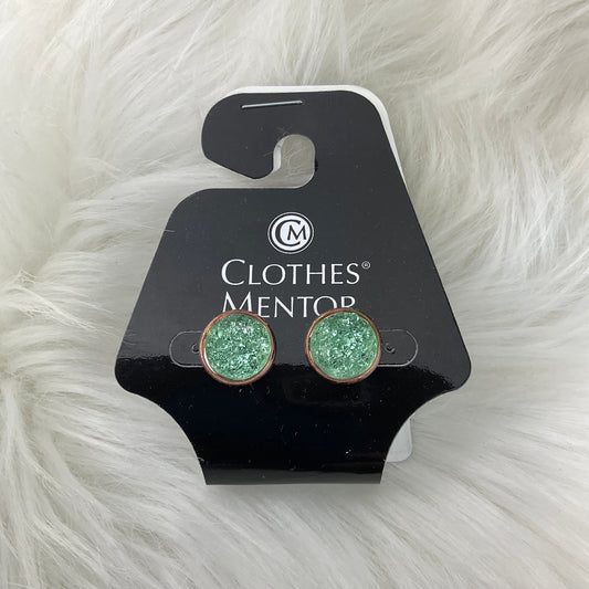 Earrings Stud Clothes Mentor, Size 0