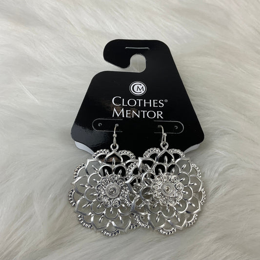 Earrings Dangle/drop By Clothes Mentor