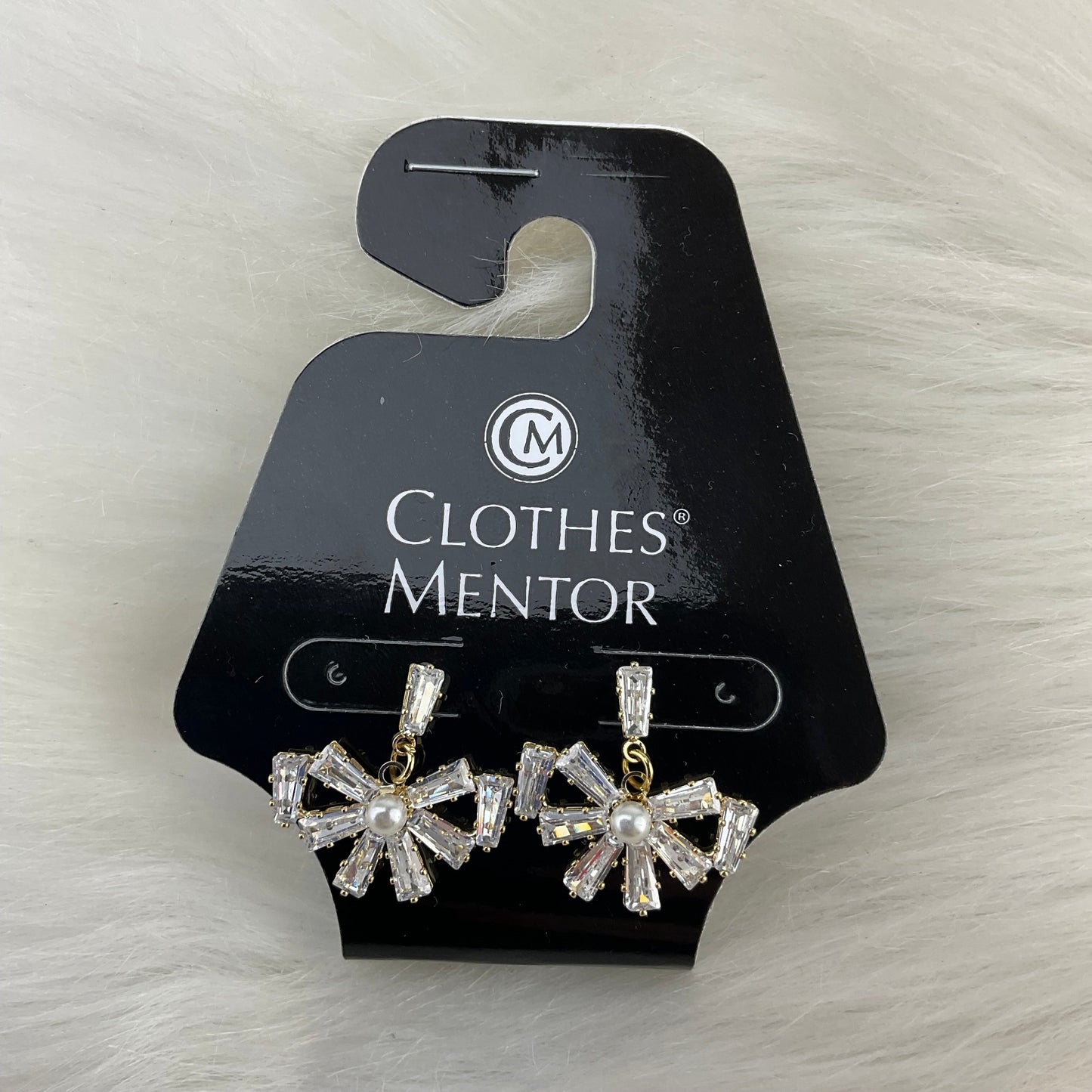 Earrings Dangle/drop By Clothes Mentor