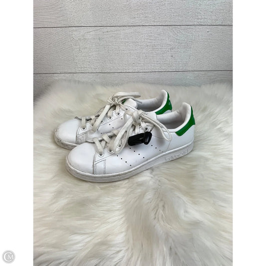 Shoes Athletic By Adidas In White, Size: 5.5