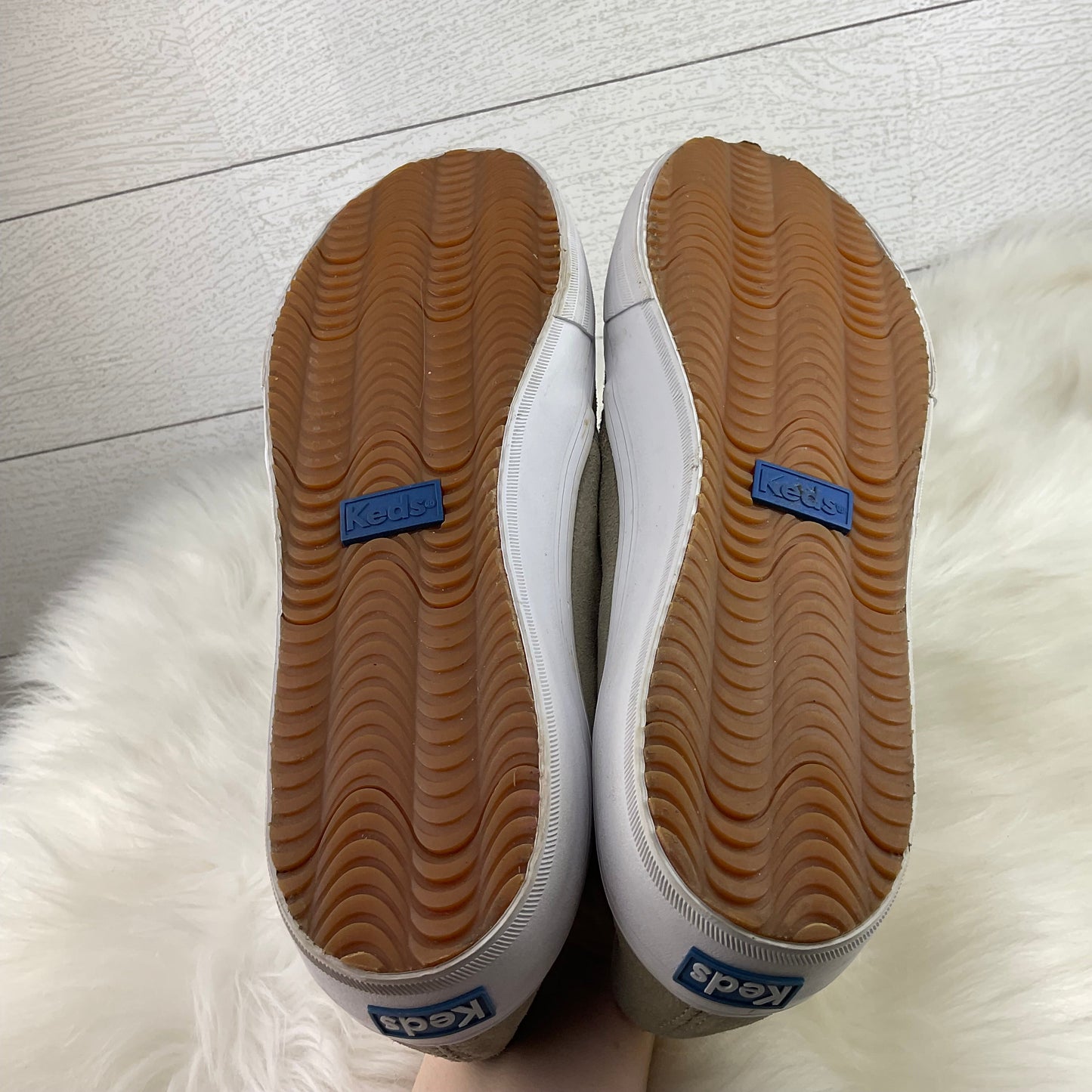 Tan Shoes Flats Keds, Size 11