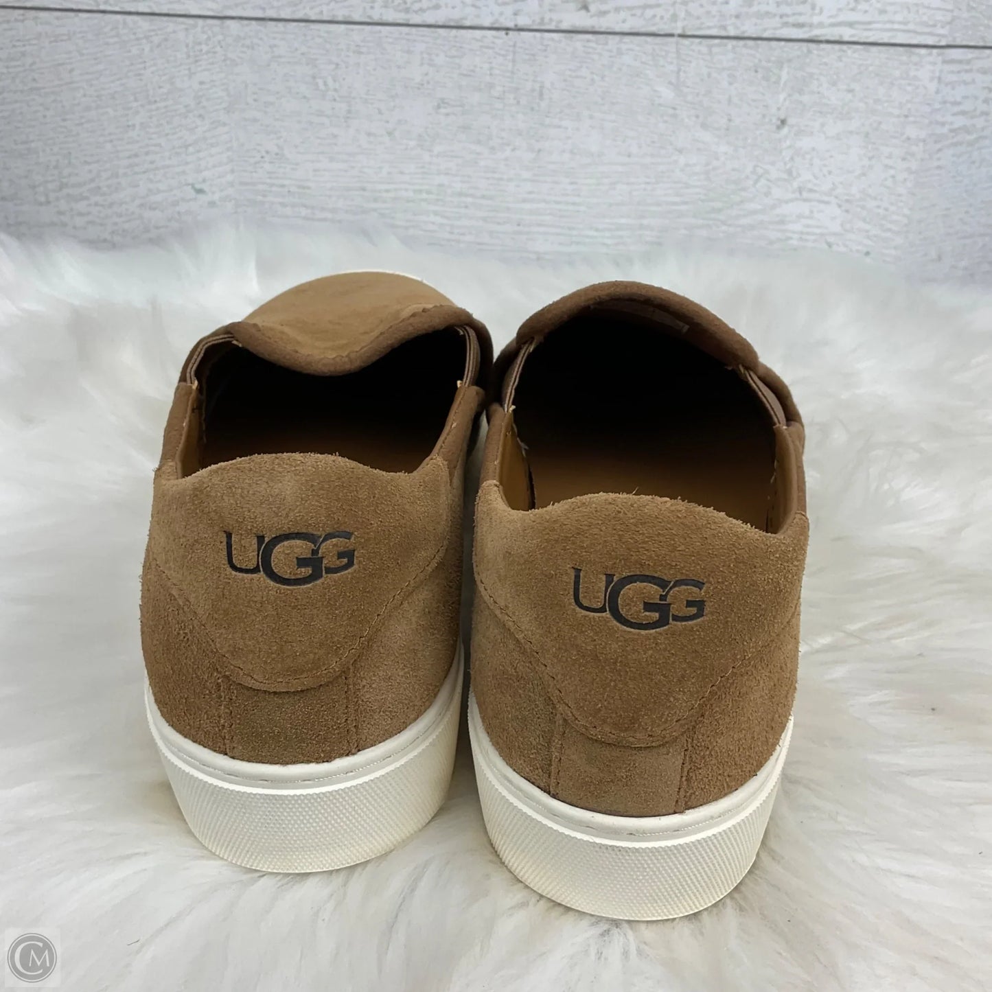 Shoes Designer By Ugg In Beige, Size: 9.5