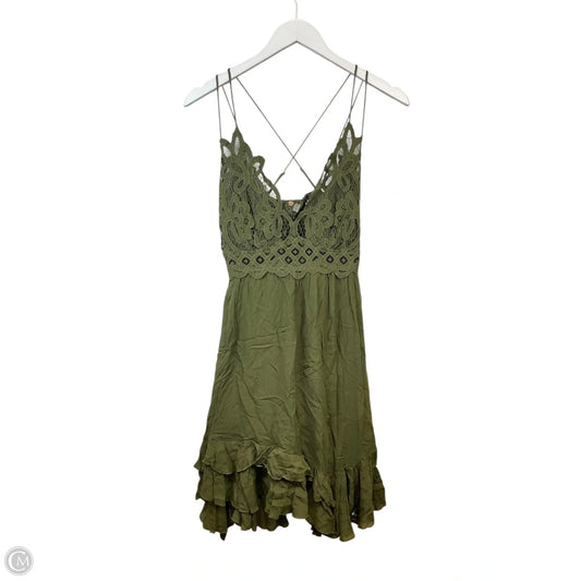 Dress Casual Short By Free People In Green, Size: M