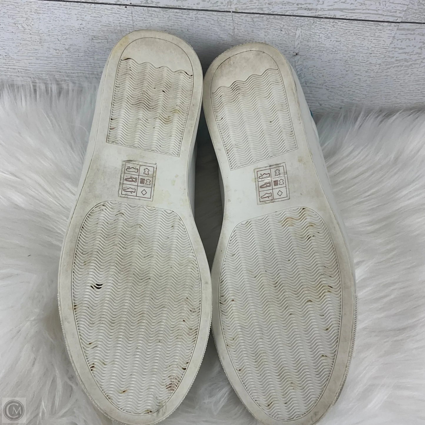 Shoes Sneakers By Jack Rogers In White, Size: 10