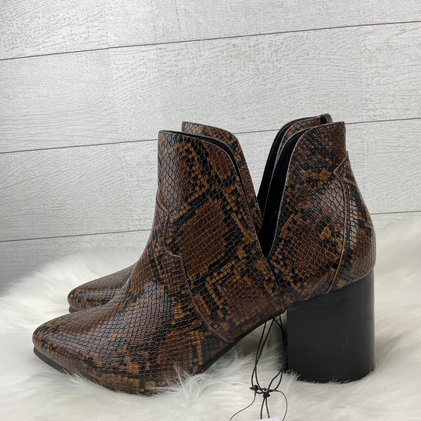 Boots Ankle Heels By Lane Bryant In Snakeskin Print, Size: 11