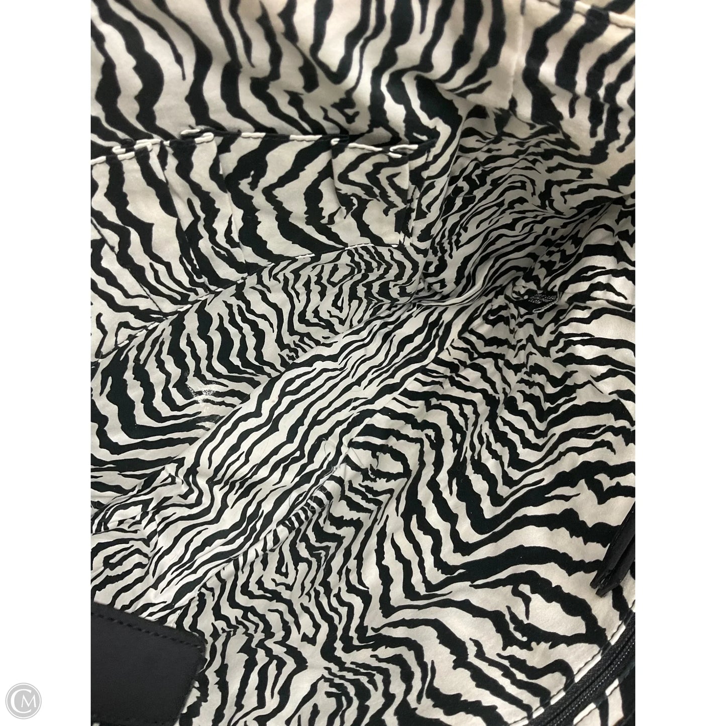 Handbag By Vera Bradley, Size: Medium