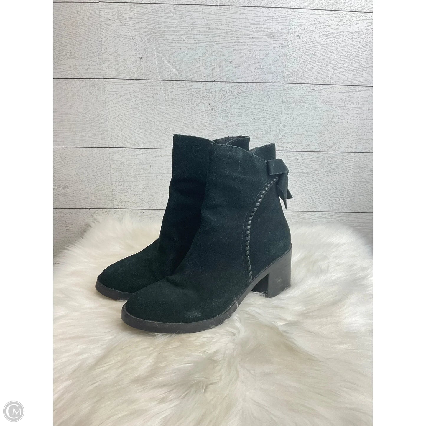 Boots Designer By Ugg In Black, Size: 9