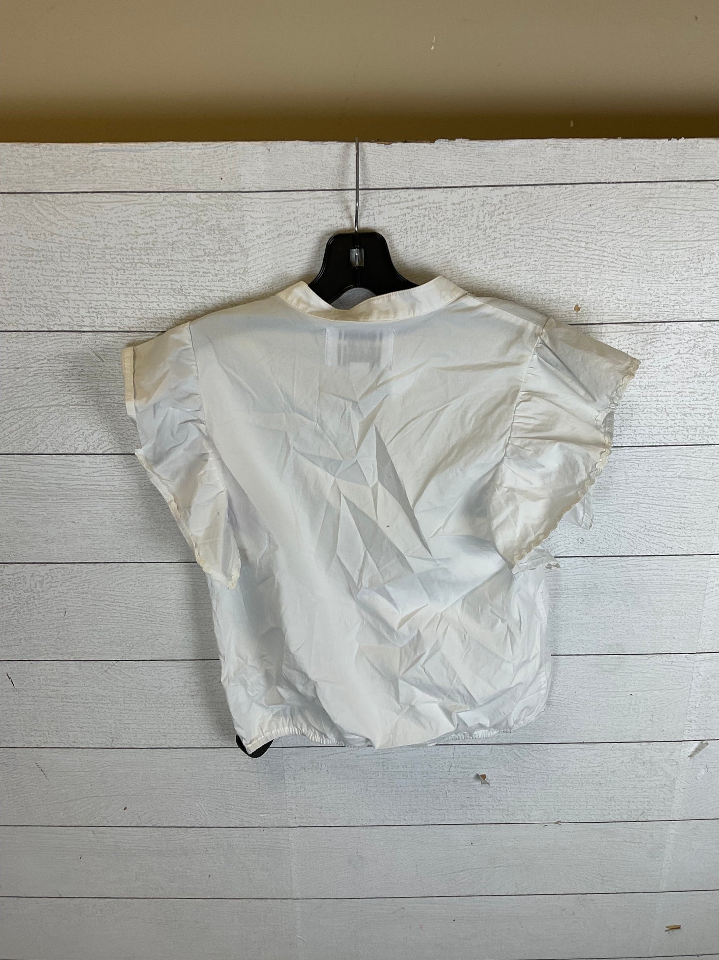 White Top Short Sleeve Clothes Mentor, Size Xs