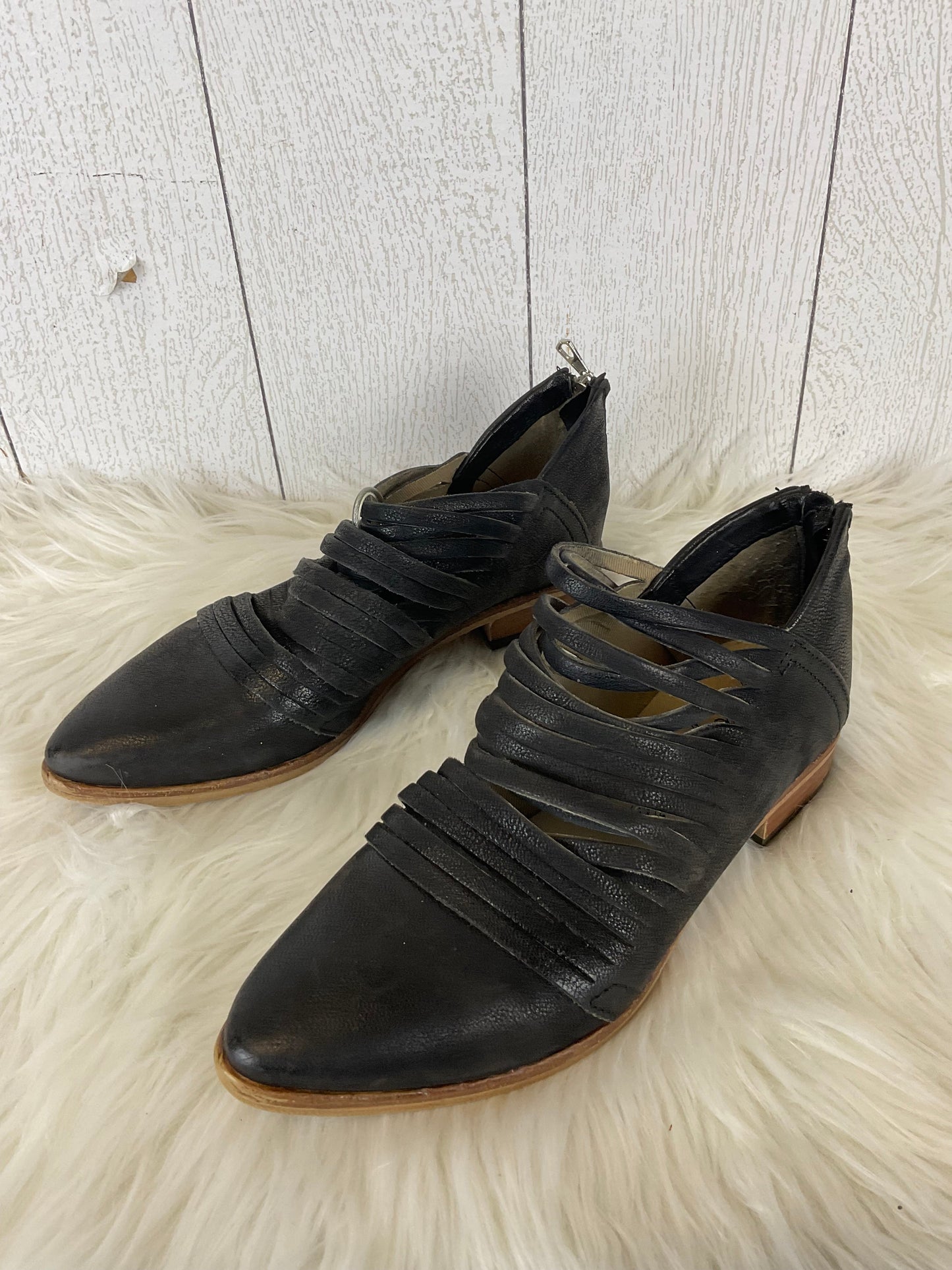 Black Shoes Heels Block Free People, Size 6.5