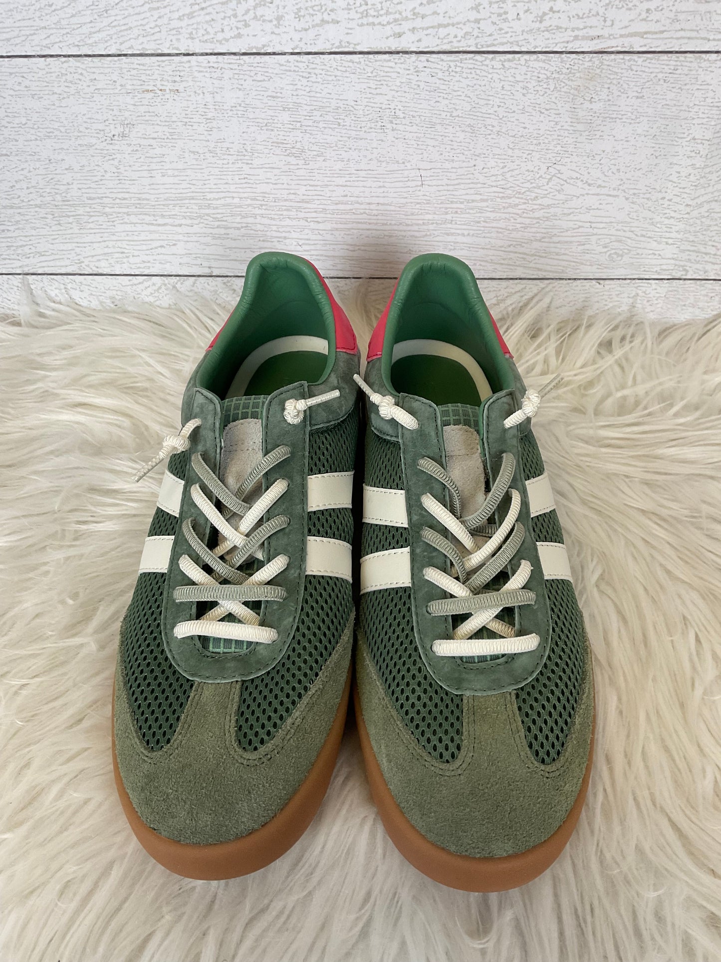 Shoes Sneakers By Steve Madden In Green, Size: 11