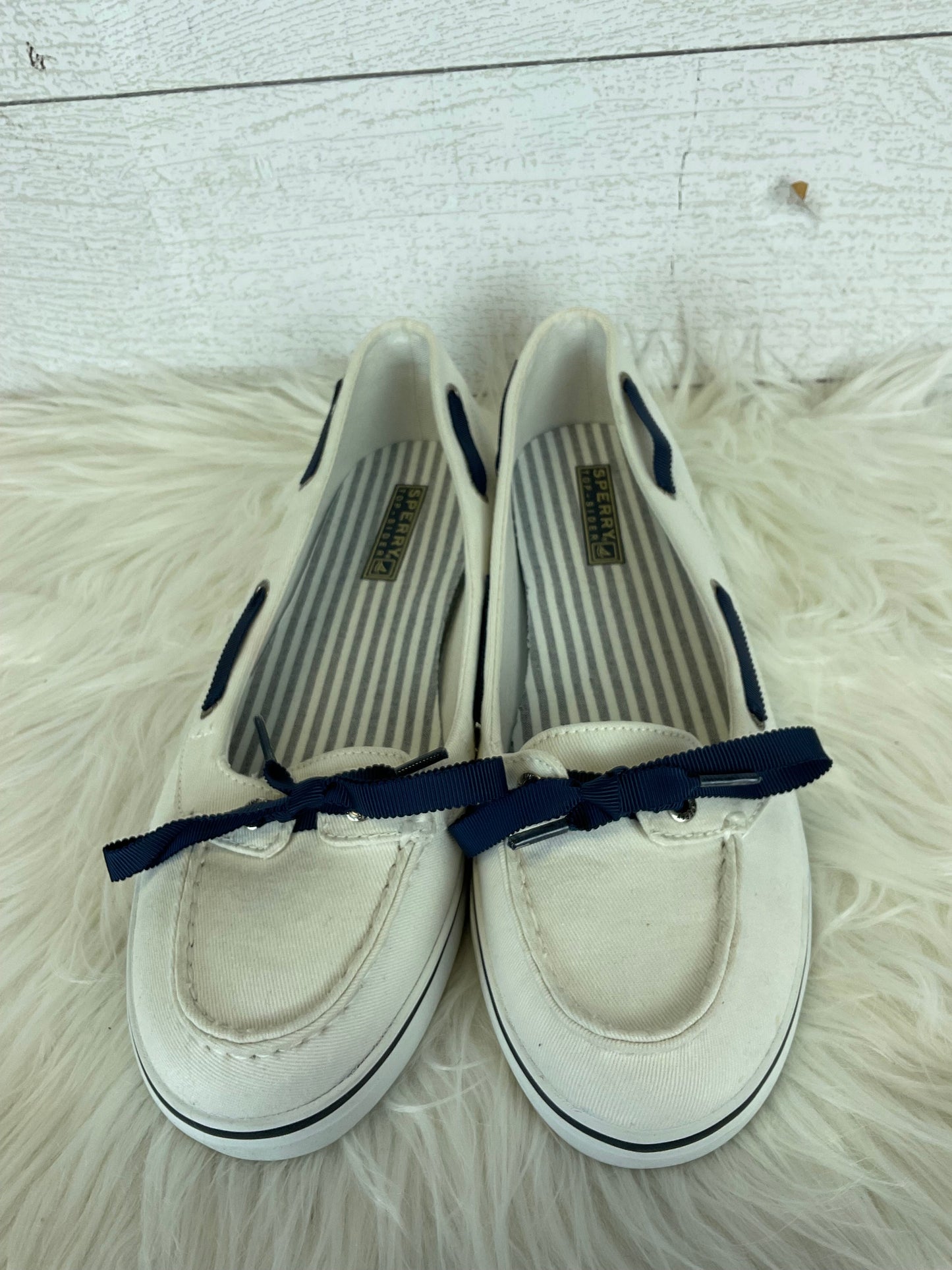 White Shoes Flats Sperry, Size 9.5