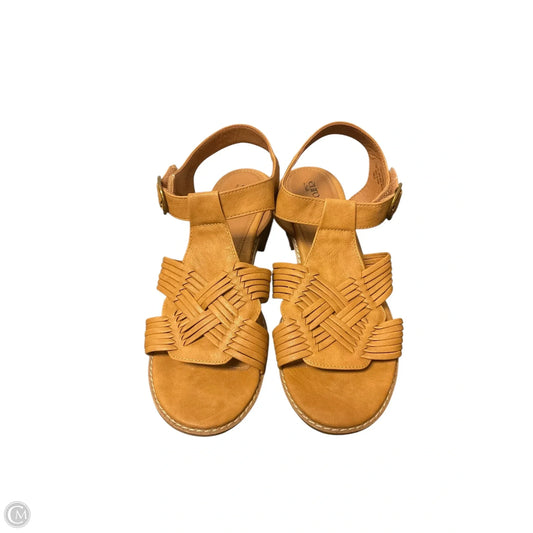Sandals Flats By Sofft In Tan, Size: 10