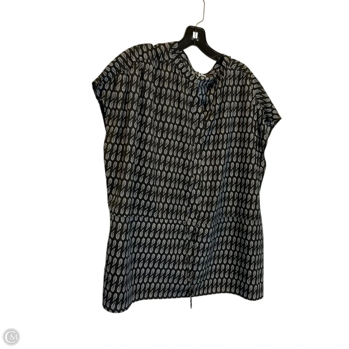 Top Short Sleeve By Cato In Black, Size: 2x