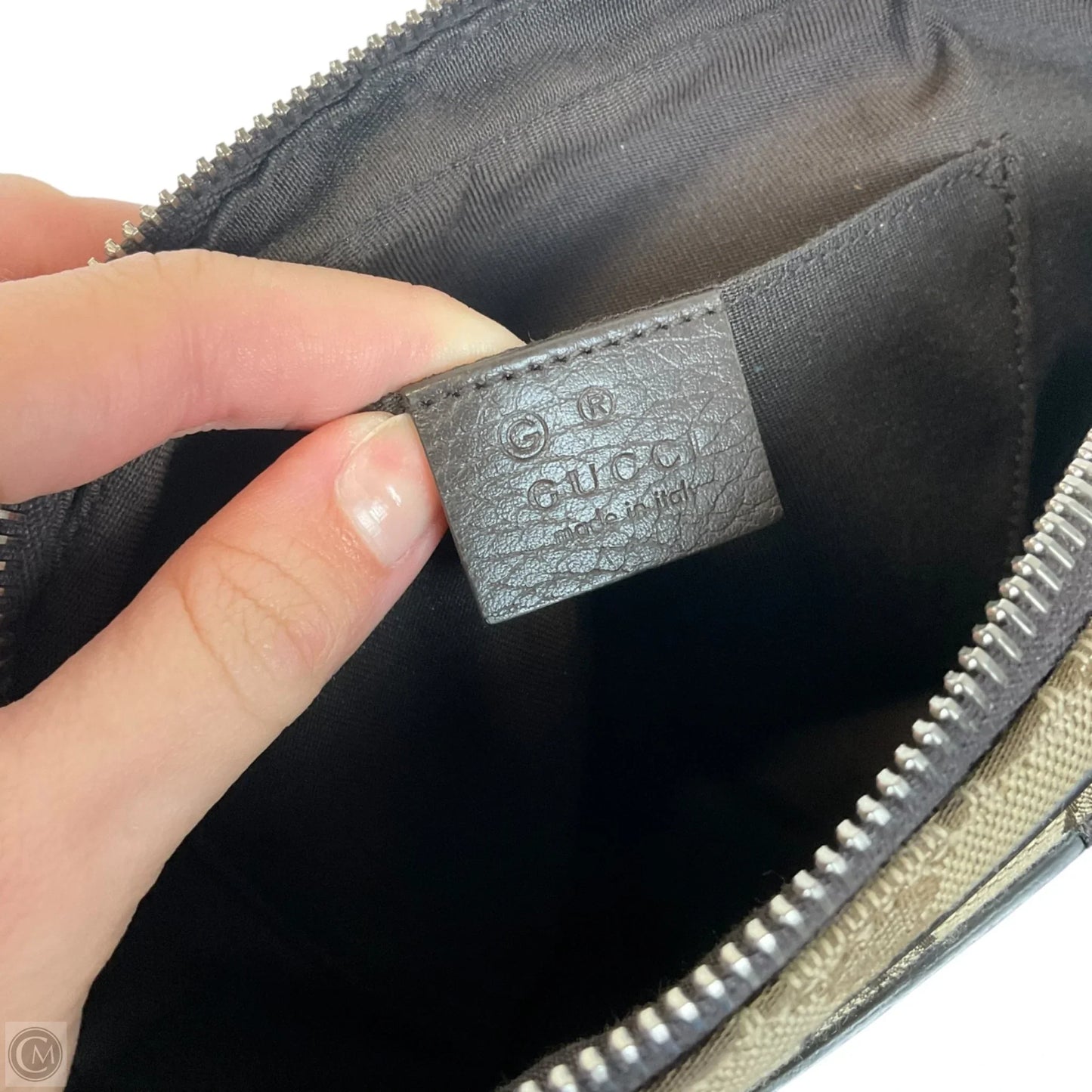 Belt Bag Luxury Designer By Gucci, Size: Medium