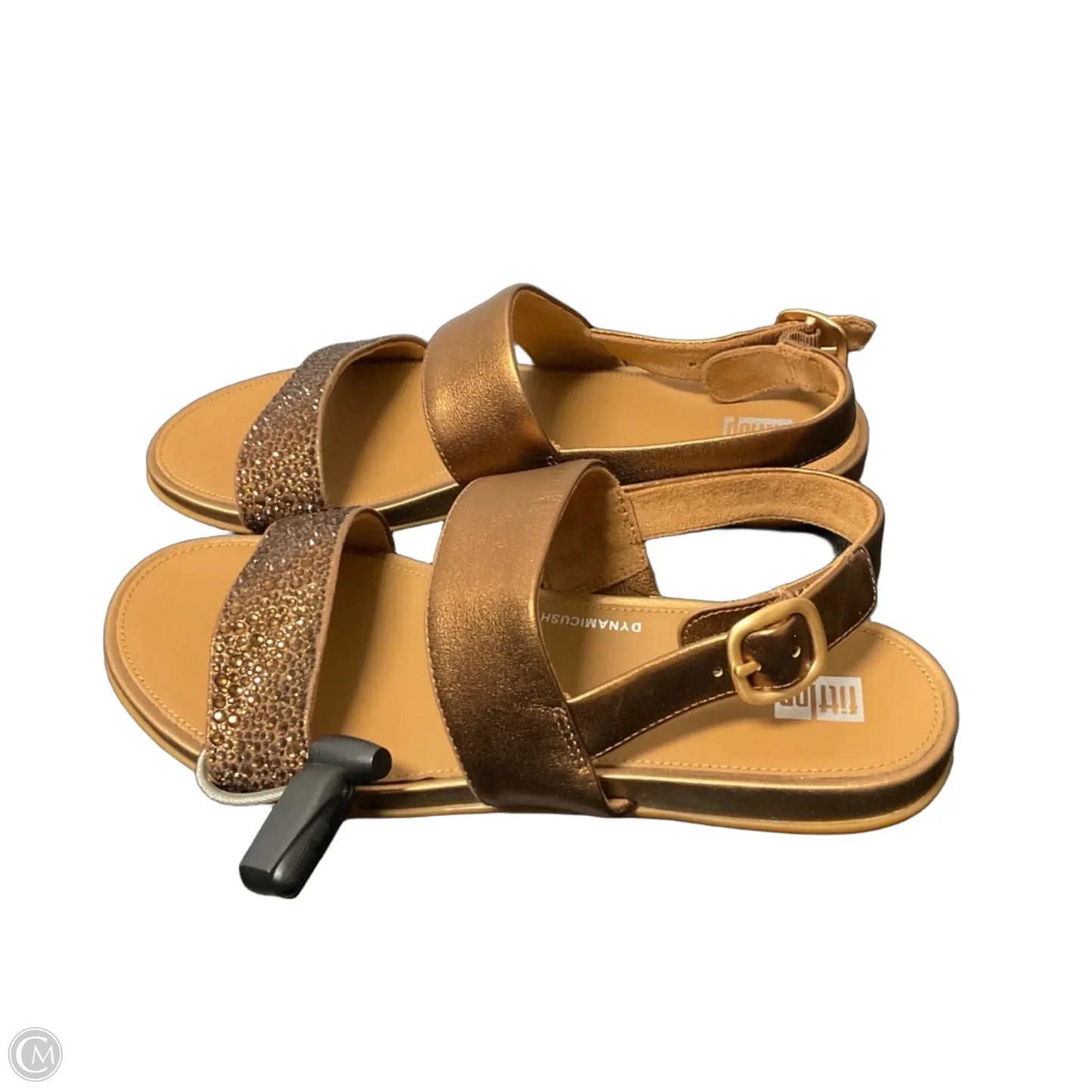Sandals Flats By Fitflop In Gold, Size: 7