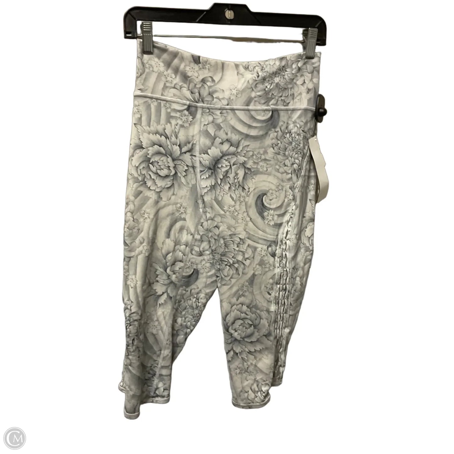 Athletic Leggings Capris By Lululemon In Grey, Size: 6