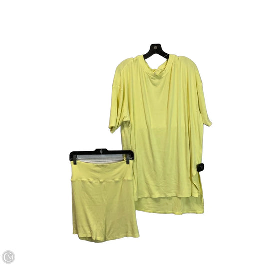 Shorts Set By Clothes Mentor In Yellow, Size: 2x