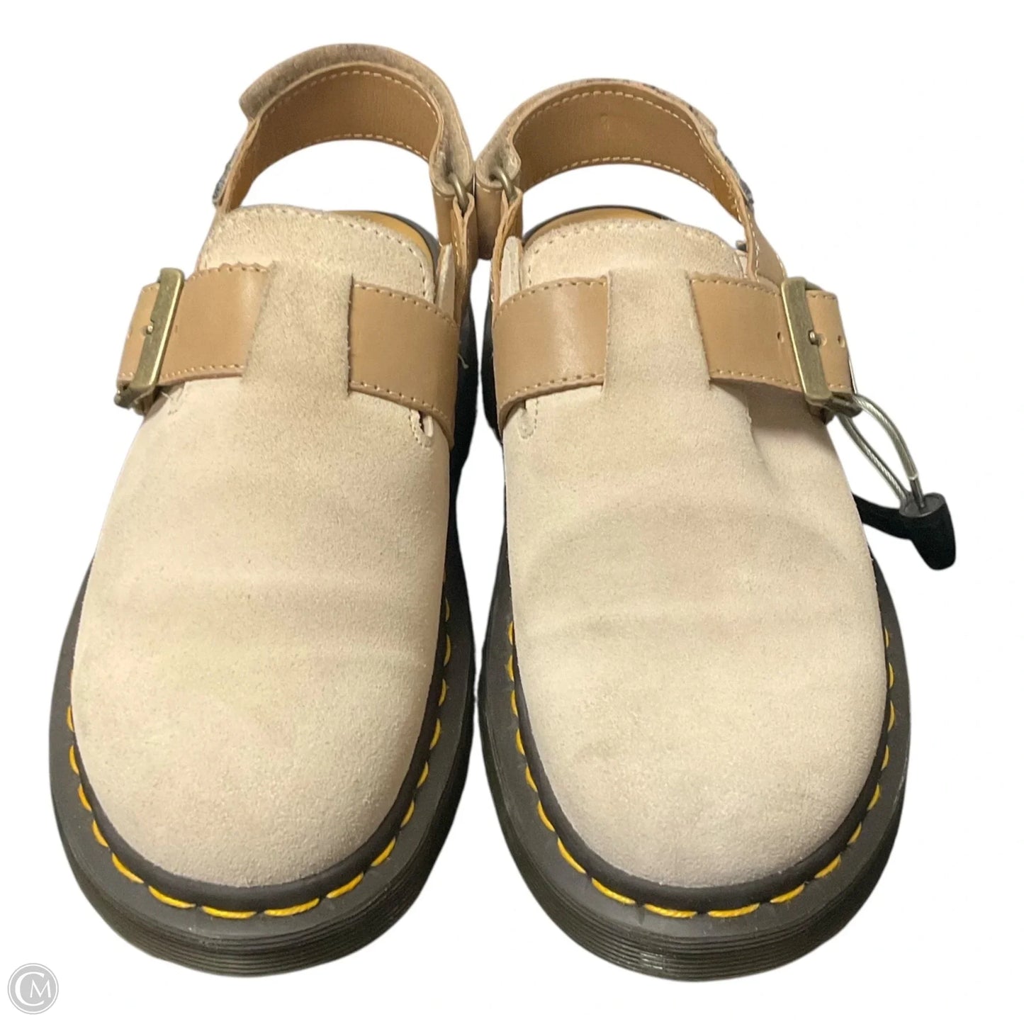 Shoes Flats By Dr Martens In Cream, Size: 9