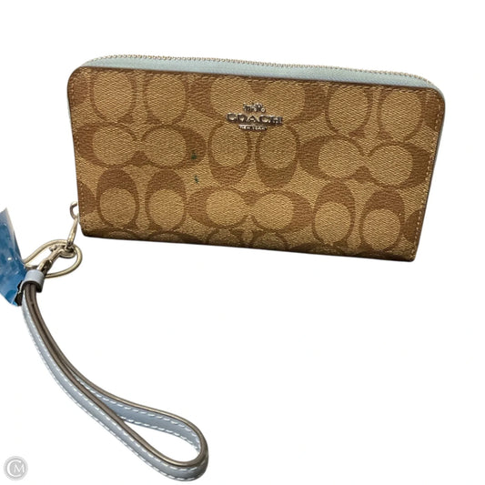 Wristlet Designer By Coach, Size: Medium