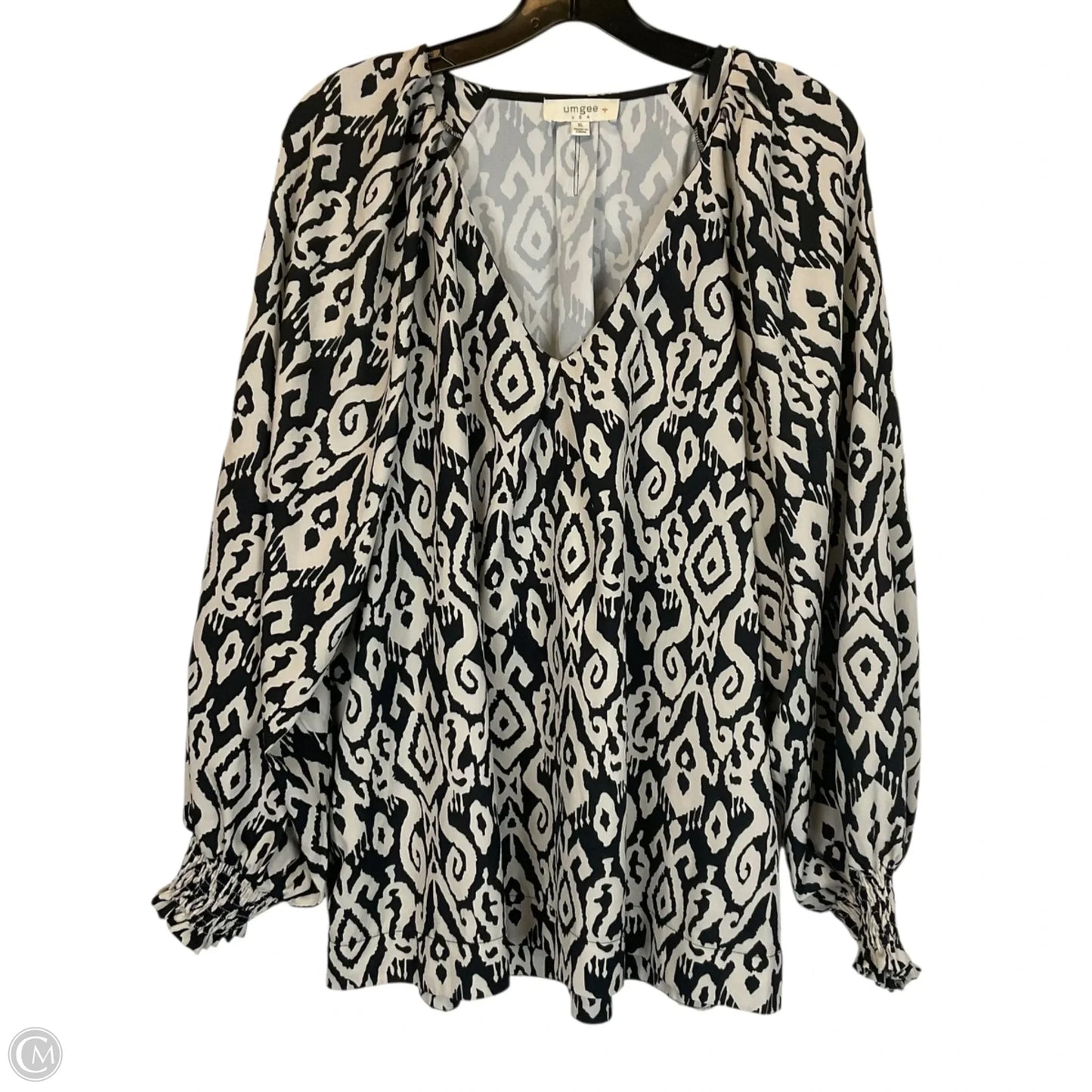 Top Long Sleeve By Umgee In Black & White, Size: Xl