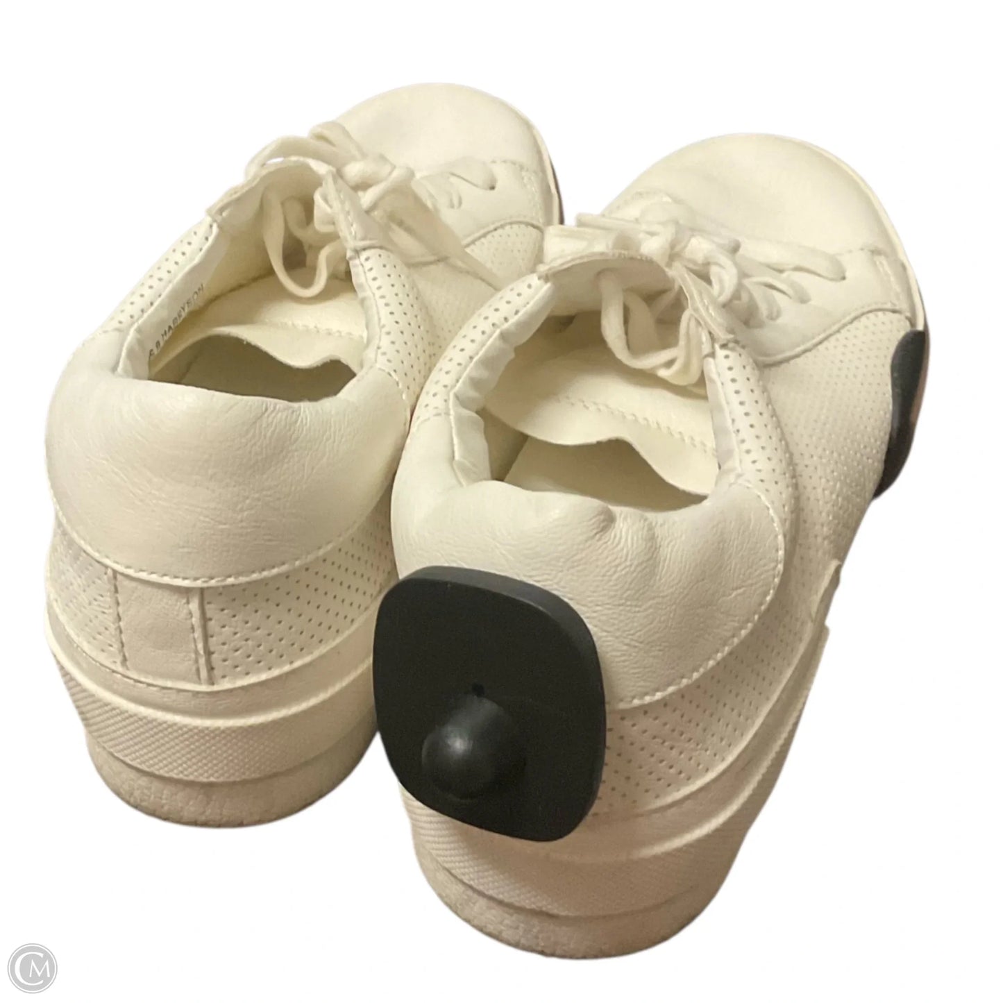 Shoes Sneakers By Dolce Vita In White, Size: 9