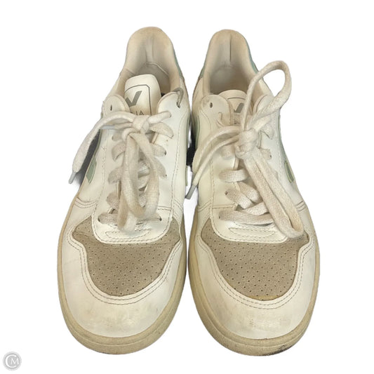 Shoes Sneakers By Veja In White, Size: 8.5