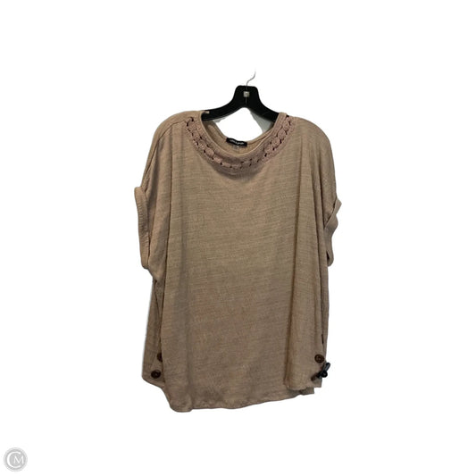 Top Short Sleeve By Cable And Gauge In Tan, Size: 2x
