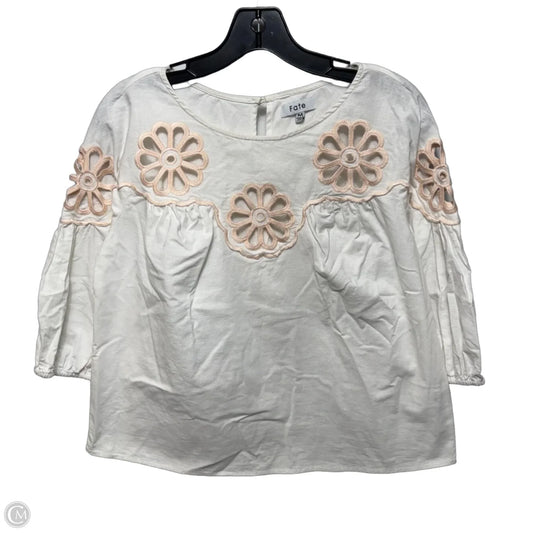Top 3/4 Sleeve By Fate In White, Size: M