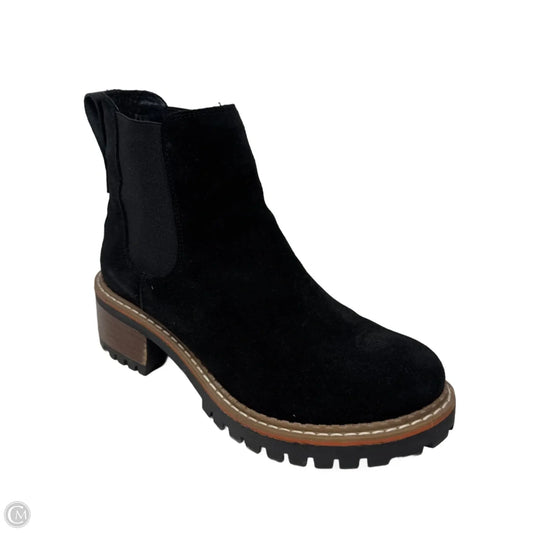 Suede Chelsea Boots Ankle Flats By Bertuchi In Black, Size: 6.5