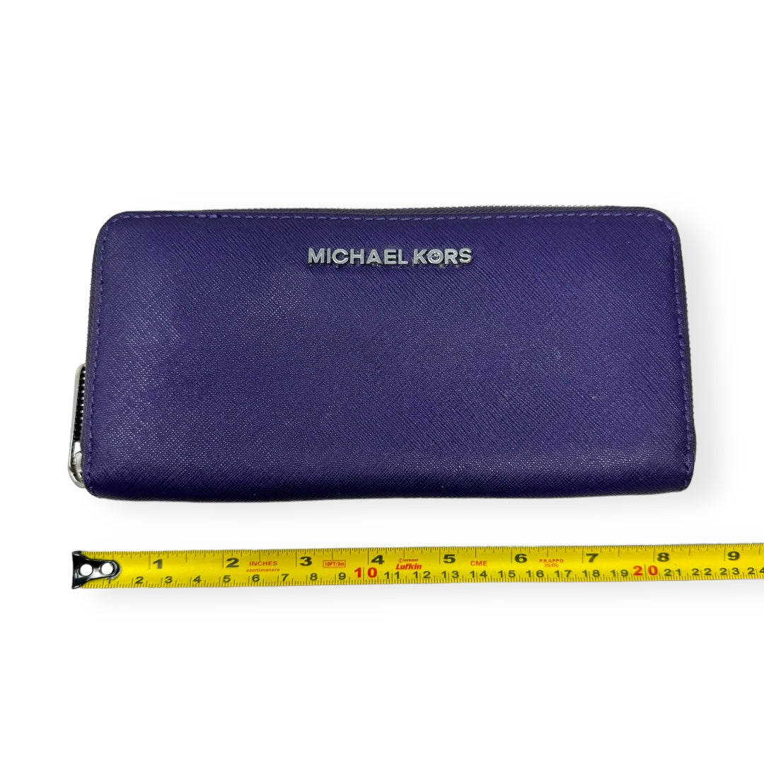 Wallet Designer By Michael Kors  Size: Medium