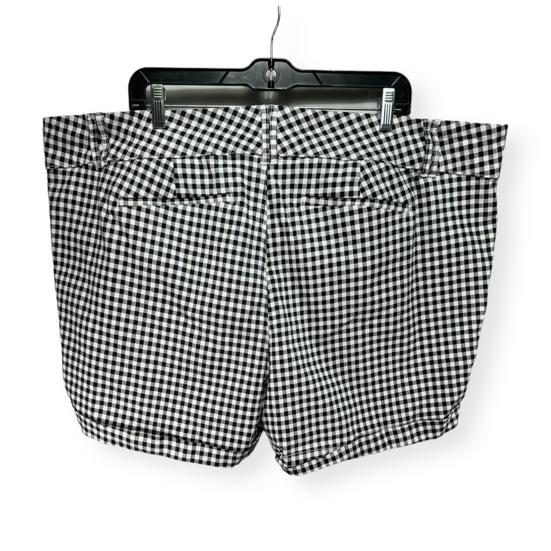 Black & White Shorts Torrid, Size 28w