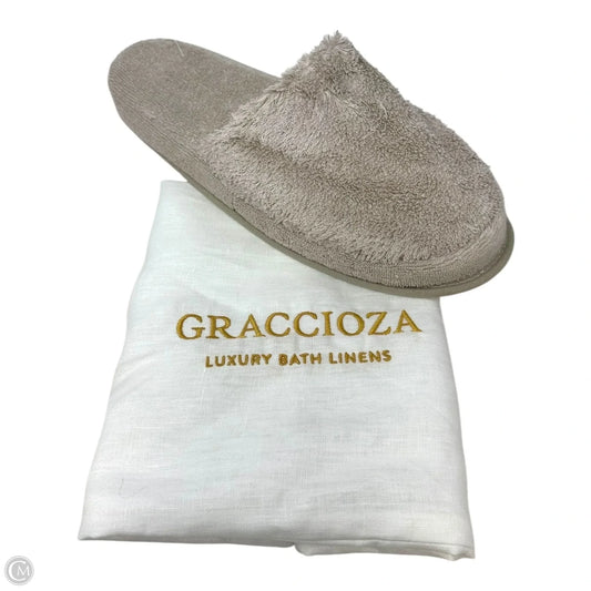 Egoist Slippers By Graccioza In Taupe, Size: 10.5