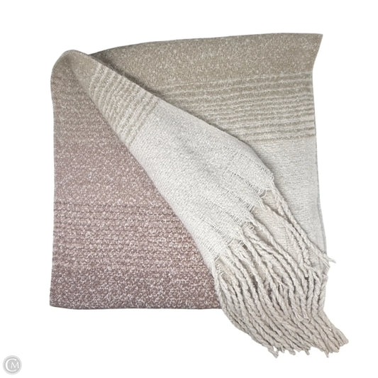 Cozy Wrap Soft Fringe Travel Scarf By Mer Sea In Ombre Print