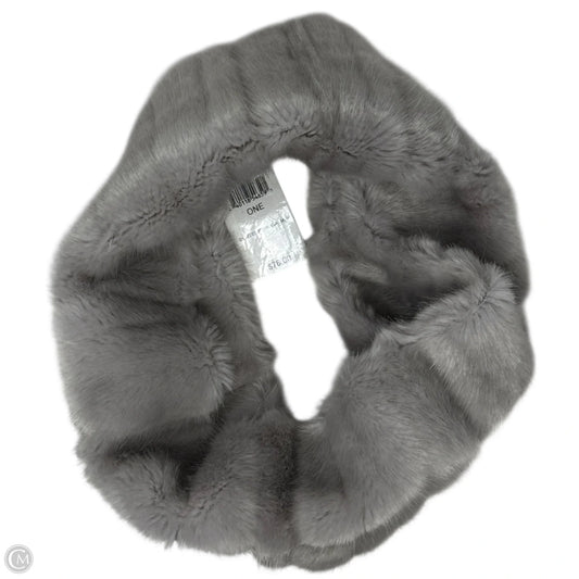 Glacier Faux Fur Neck Warmer Scarf By J Mclaughlin