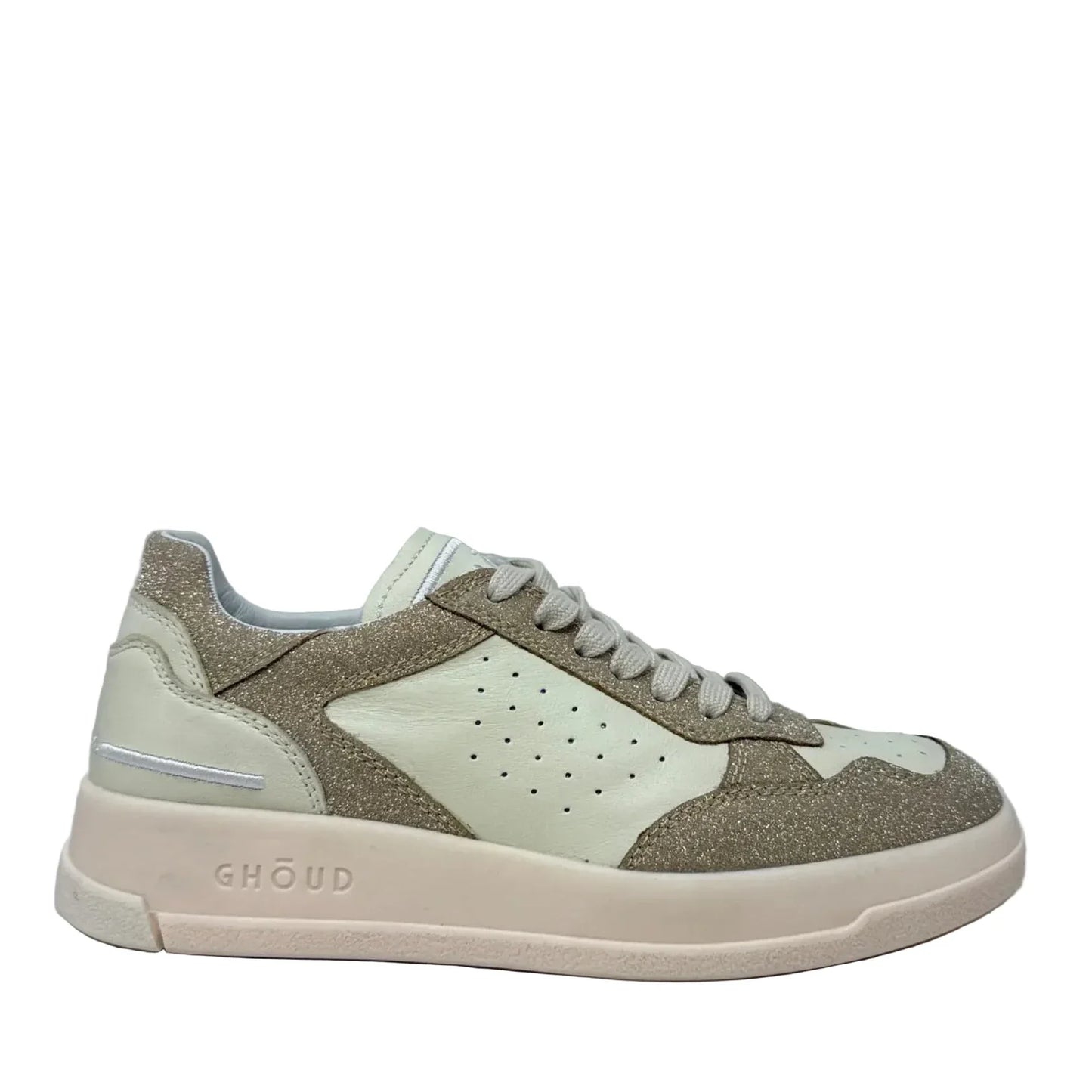 Tweener Mesh & Glitter Sneakers By Ghoud In Cream, Size: 8